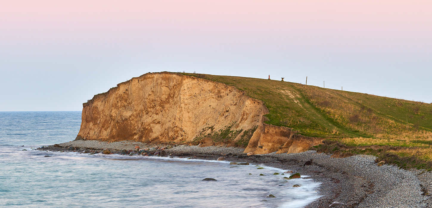 Dovns Klint fotograferet mod vest tidlig morgen