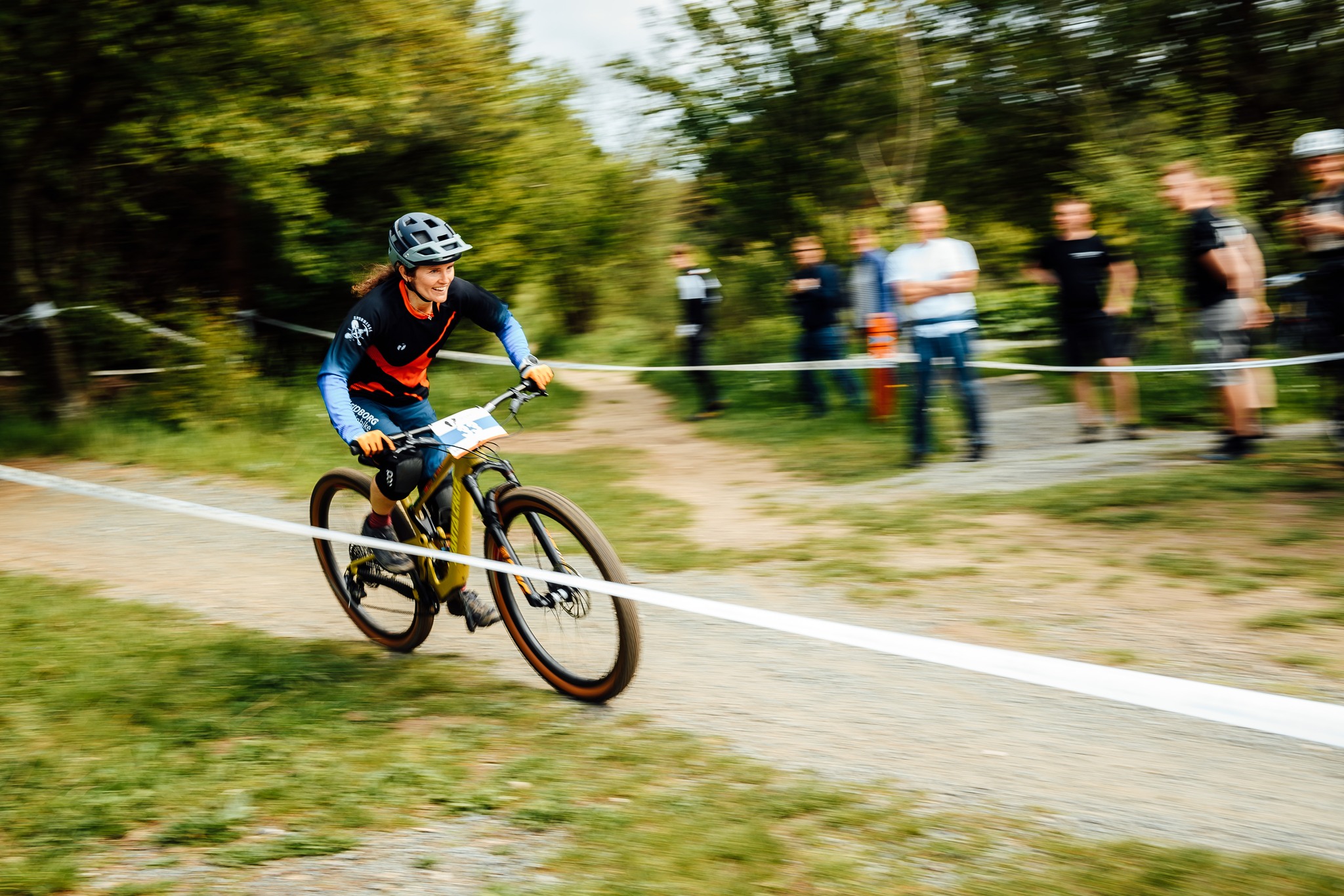 Mountainbiker til Downhill 2024